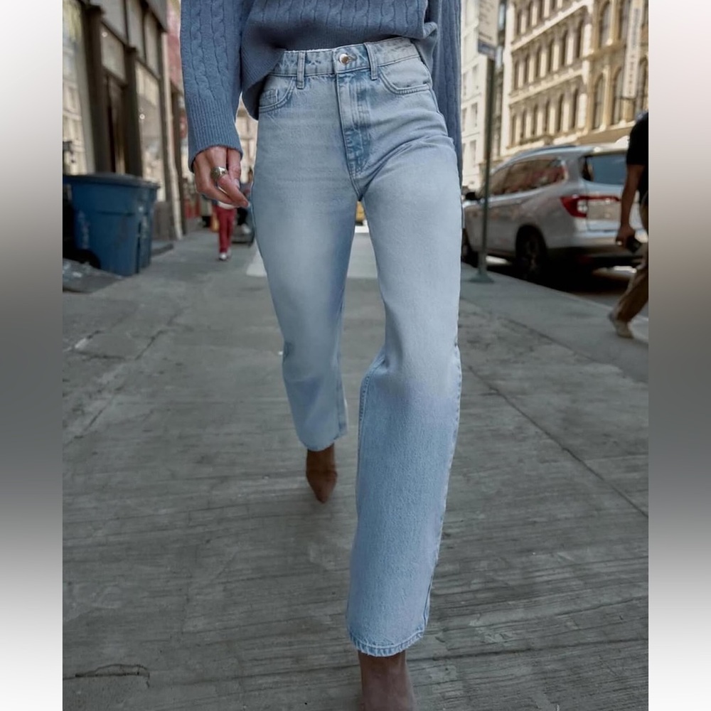 Zara Light Blue Straight Leg Women's Jeans